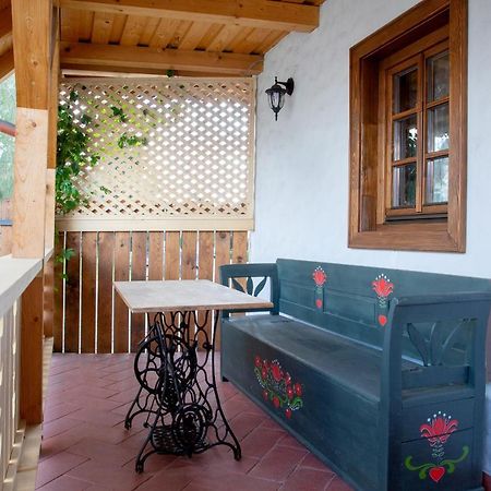 Pepi Vendeghaz - Casa De Oaspeti Pepi Joseni  Экстерьер фото