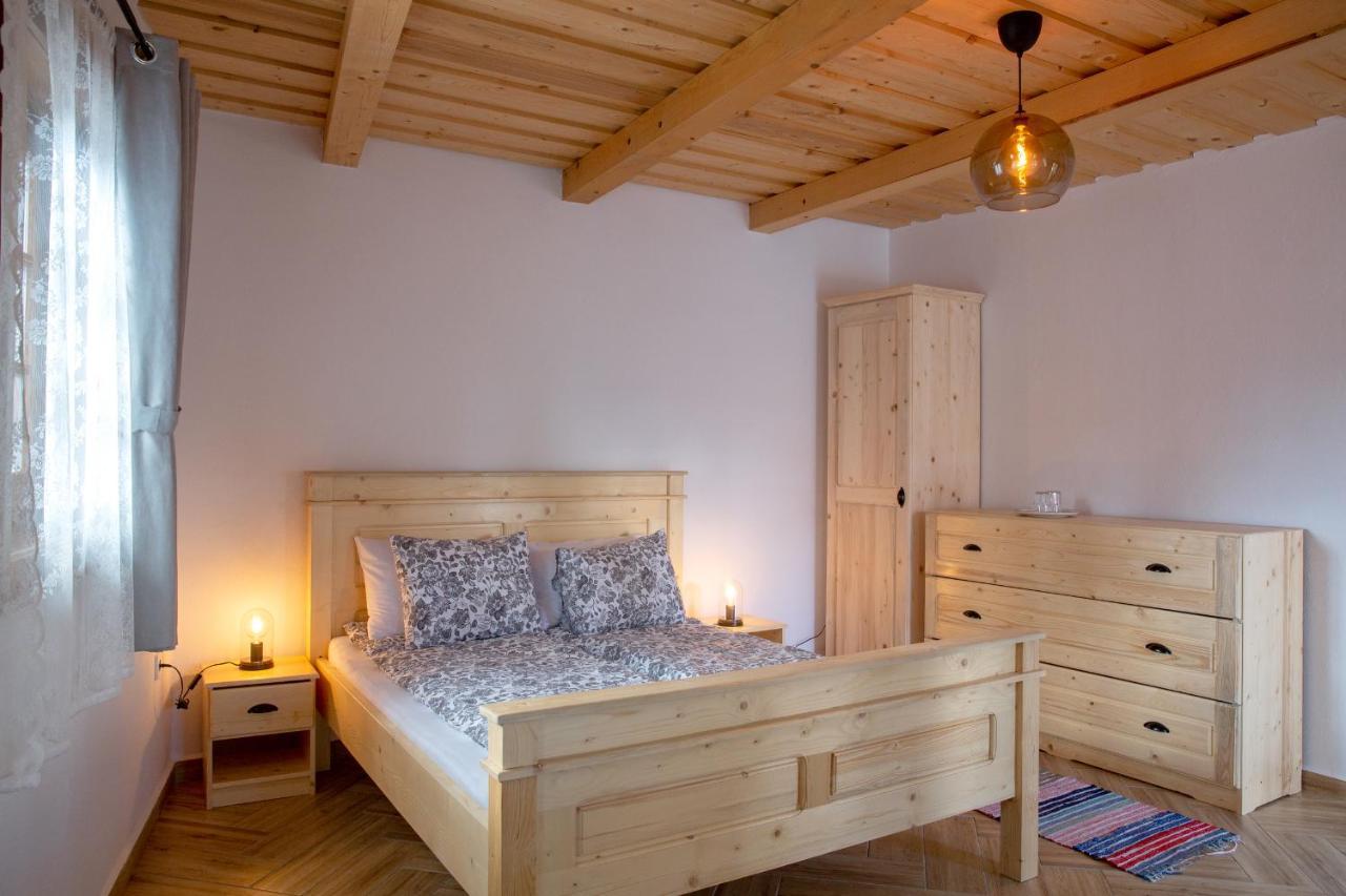 Pepi Vendeghaz - Casa De Oaspeti Pepi Joseni  Экстерьер фото