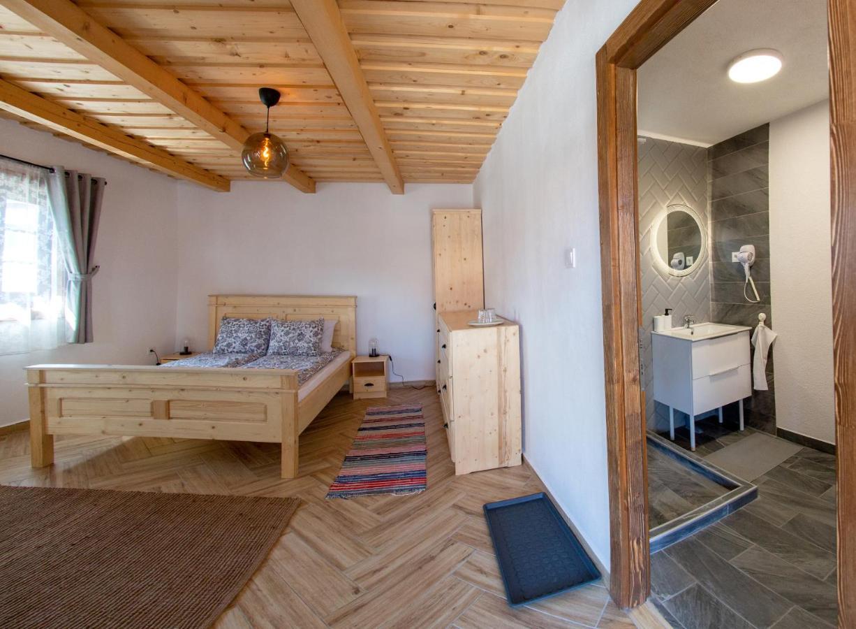 Pepi Vendeghaz - Casa De Oaspeti Pepi Joseni  Экстерьер фото